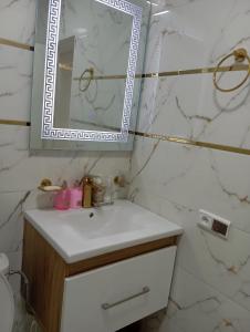 Appartement a Oued laou complexe cité cinter