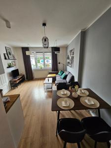 Luksus w centrum miasta-6 osobowy apartament w kamienicy
