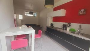 Appartements Appartement sympa a Quimper avec jardin : photos des chambres