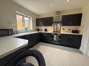 Boyton House Sleeps 14 Long Stays Parking Wi-Fi