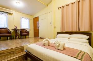 Whole House - 4Bedrooms - Experience Local Life