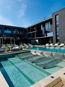 Infinitum Sea - Vija Home