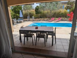 Maisons de vacances Peaceful 4 stars eco-friendly villa with private pool and parking : photos des chambres