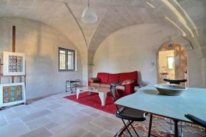 SanVirgilio Apartment in Fasano with Terrace View Ancient Olives & Sea