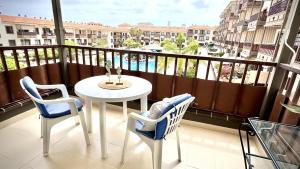 Infinity Sea & Pool Oasis by Deihu Experiences