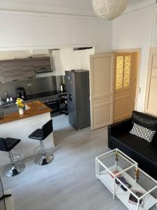 Appartements T2 Calme et Lumineux - Palais Longchamps : photos des chambres