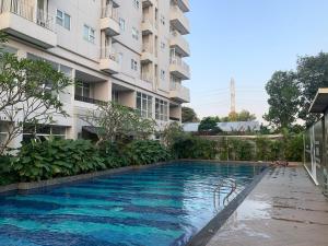 Cozy Studio Emerald Bintaro Icon by alonelyroom