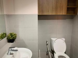 Cozy Studio Emerald Bintaro Icon by alonelyroom