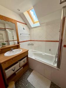 Cozy Mountain Cottage Pra loup