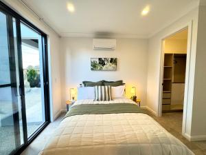 Luxe 2B2B Stay Walk to Sunnybank market square