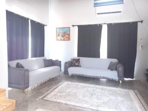 Galabaapart Mami house