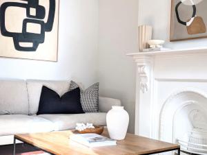 Victorian terrace in the heart of Surry Hills!
