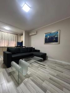 Alles M Shyri Accommodations