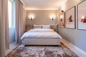 Golden Glow Hideaway