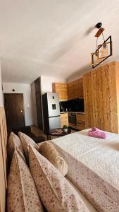 Black Flox AparTment