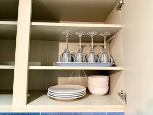 Elegant 2-Bed 2-Bath Apt in Manchester with Balcony