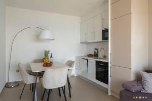 Intempo Sea View by Leo Apartments