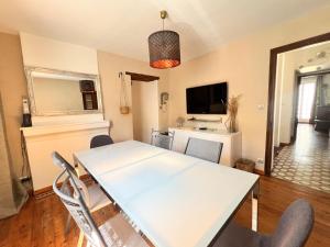 Maisons de vacances Maison Triplex Atypique Centre Historique 140 m2 : photos des chambres