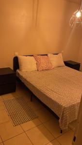 PROVENCE, MAISON SPACIEUSE et CONFORTABLE CLOSE TO SPIROU , WAVE ISLAND