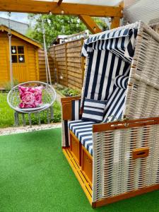Ganzes Haus mit einer Terrasse, Garten und Klimaanlage