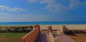 Seaview Honeymoon Escape- Studio