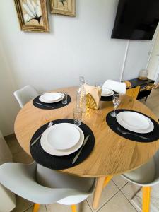 Le nid du pilote, 5 pers, 2 ch proche circuit 24h