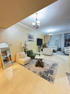 Luxury 2 Bedroom with Sea Views