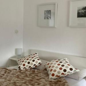 Studio Viramonte - charmantes Apartment mit Pool & Seeblick