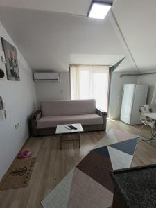 Zeytin apart, Daire 10