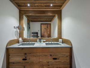 Appartement Duplex avec Terrasse, Jacuzzi et Cheminée - Val-dIsère - FR-1-567-63