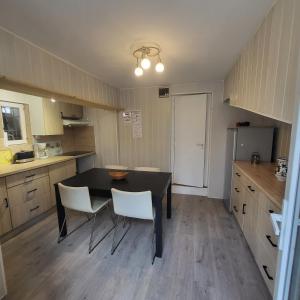 Appartements Studio f2 climatisee : photos des chambres