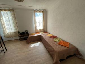 Vous viendrez vivre ici 2 pièces champ de blé garage à moto - 3hvězdičkové hotely ve městě Riez