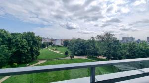 Uroczy apartament w samym centrum Gdańska , bezpłatne miejsce parkingowe.