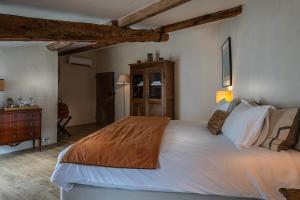 B&B / Chambres d'hotes La Chapelle sur la Sorgue : photos des chambres