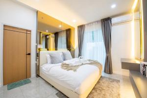 Sea of blue 芭提雅现代轻奢4卧5卫独栋泳池度假别墅