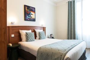 Hotels Hotel Corona -Rodier- : photos des chambres