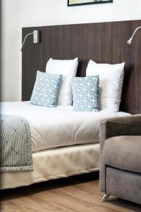 Hotels Hotel Corona -Rodier- : photos des chambres