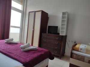 Партерни студия без обособен балкон ул Т Светослав 5 и ул България