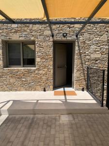 Lithéa, stone residence