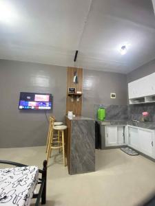 Sam transient and bucos havin