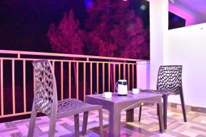 The Couples Paradise Balcony by Splendid Retreat Hotels