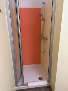 Ferienwohnung Thermenauszeit - mit Balkon und Bademantelgang