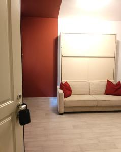 Looking for Charming Studio with courtyard on the Navigli