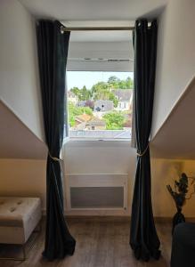 Appartements Amboise centre ville - Cocon Royal a deux pas du Chateau : Appartement 1 Chambre - Vue sur Ville
