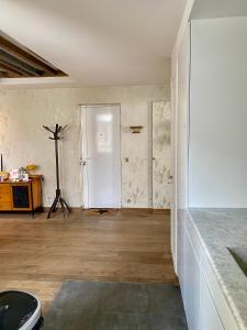 Luxury Marais Apartment with Authentic Parisian Flair