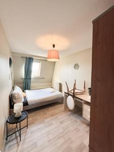 Maisons de vacances Charme et confort - Maison Roubaix 5 chambres : photos des chambres