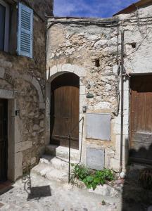 Maisons de vacances Pied-a-terre de Saint-Paul Free public parking : photos des chambres