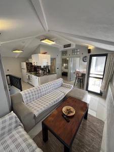 Bodrum Center 2plus1 for 6 people - Citak Mansions