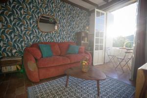 Maisons de vacances Pied-a-terre de Saint-Paul Free public parking : photos des chambres