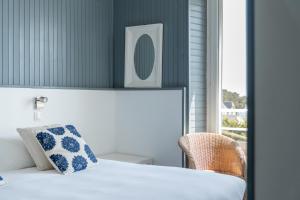 Hotels Hotel Des Deux Mers : photos des chambres